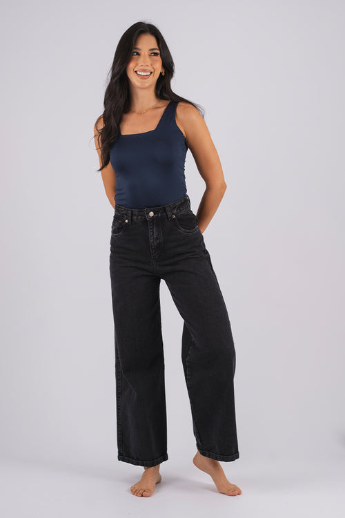 BLUSA ESCOTE CUADRADO EN LYCRA