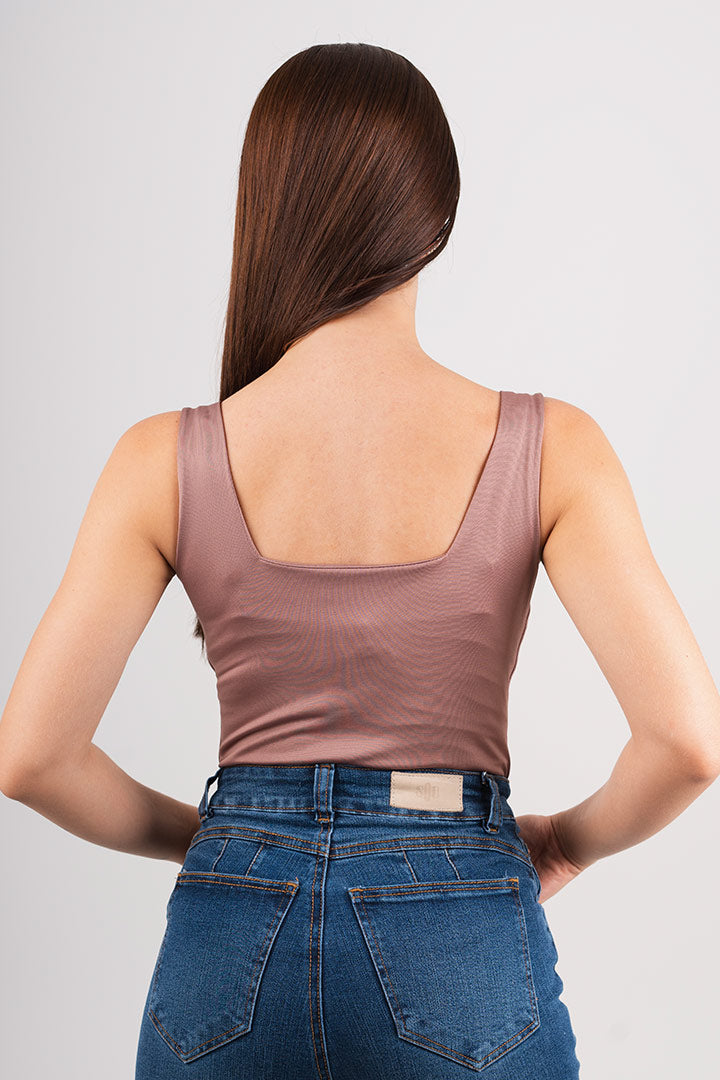 BLUSA ESCOTE CUADRADO EN LYCRA