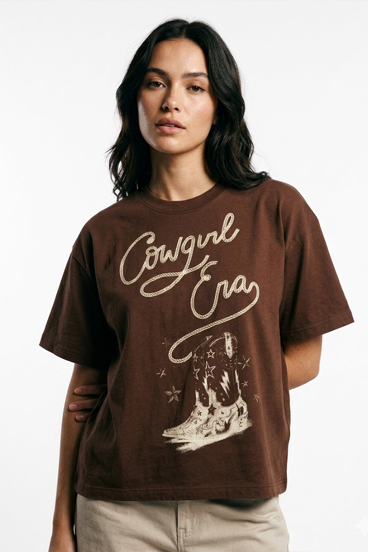 CAMISETA BOXY FIT "COWGIRL ERA"