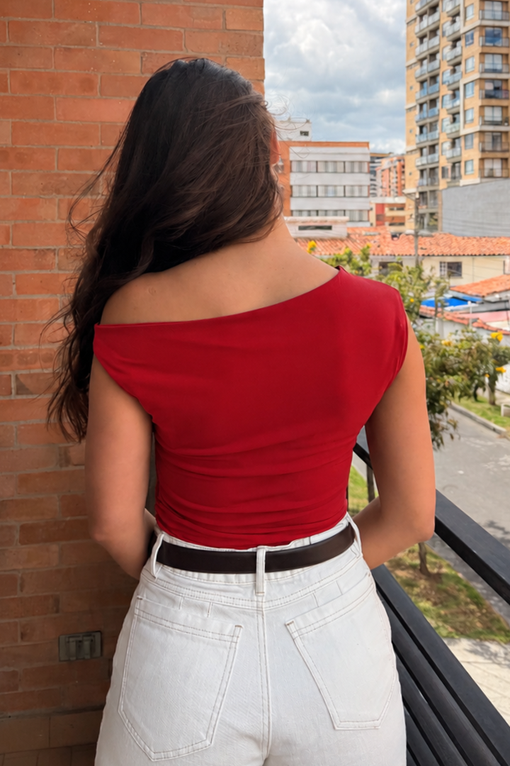 BLUSA LYCRA ASIMÉTRICA