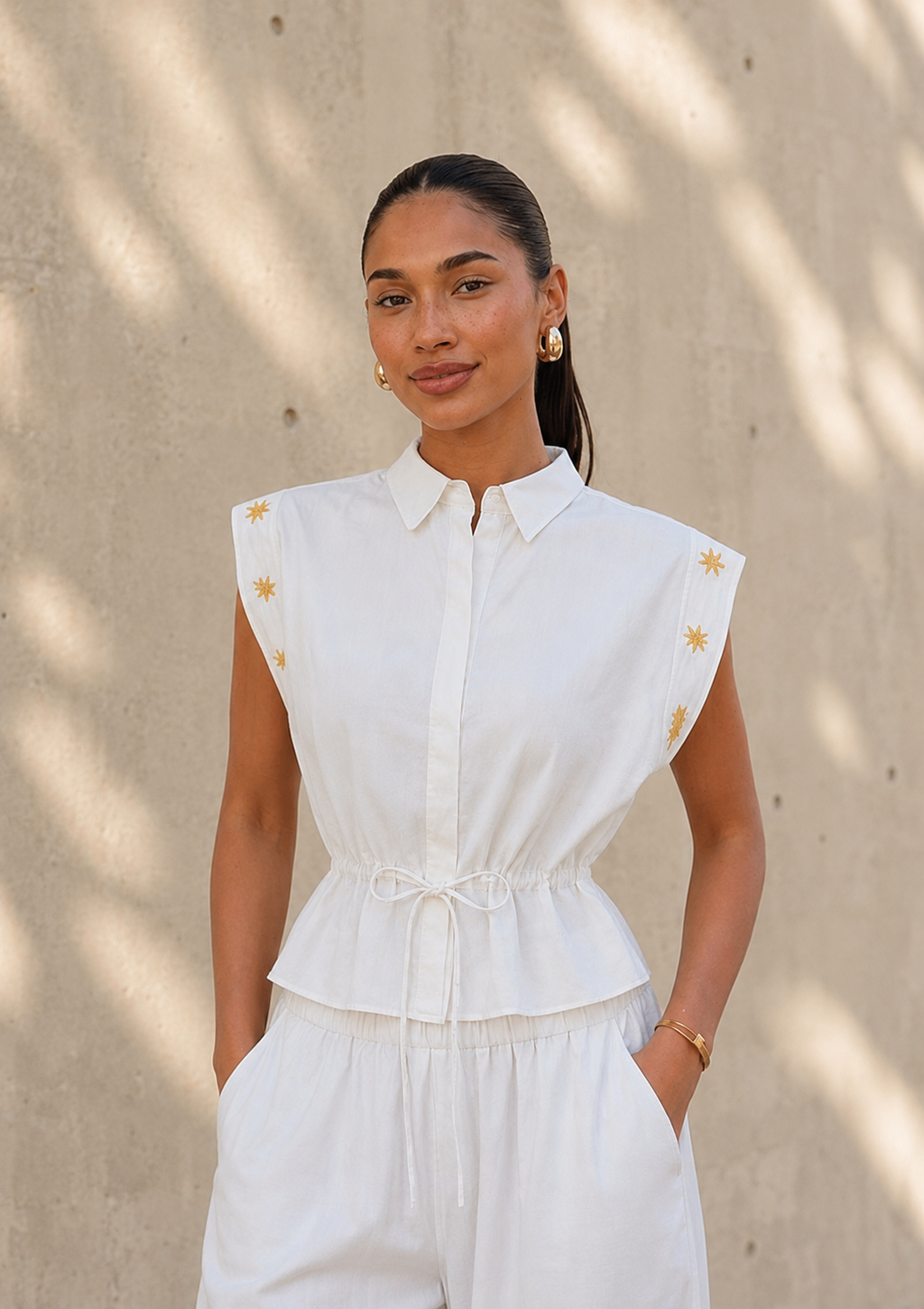 CAMISA EN LINO CINTURA PEPLUM