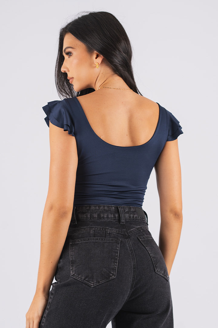 BLUSA ESENCIAL DE ARANDELAS EN LYCRA