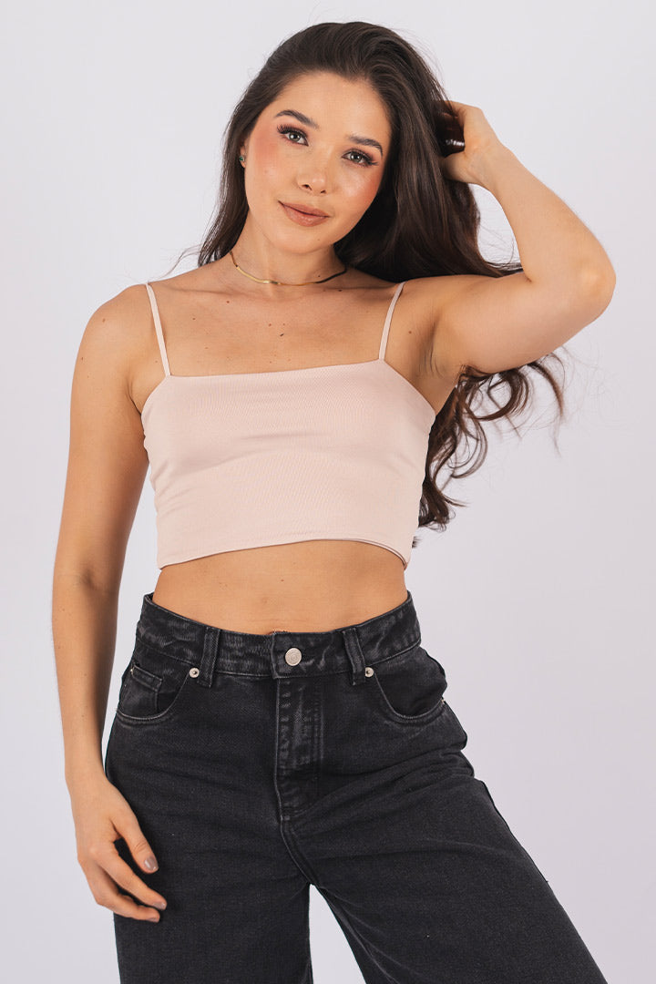 CROP TOP ESENCIAL DE TIRAS