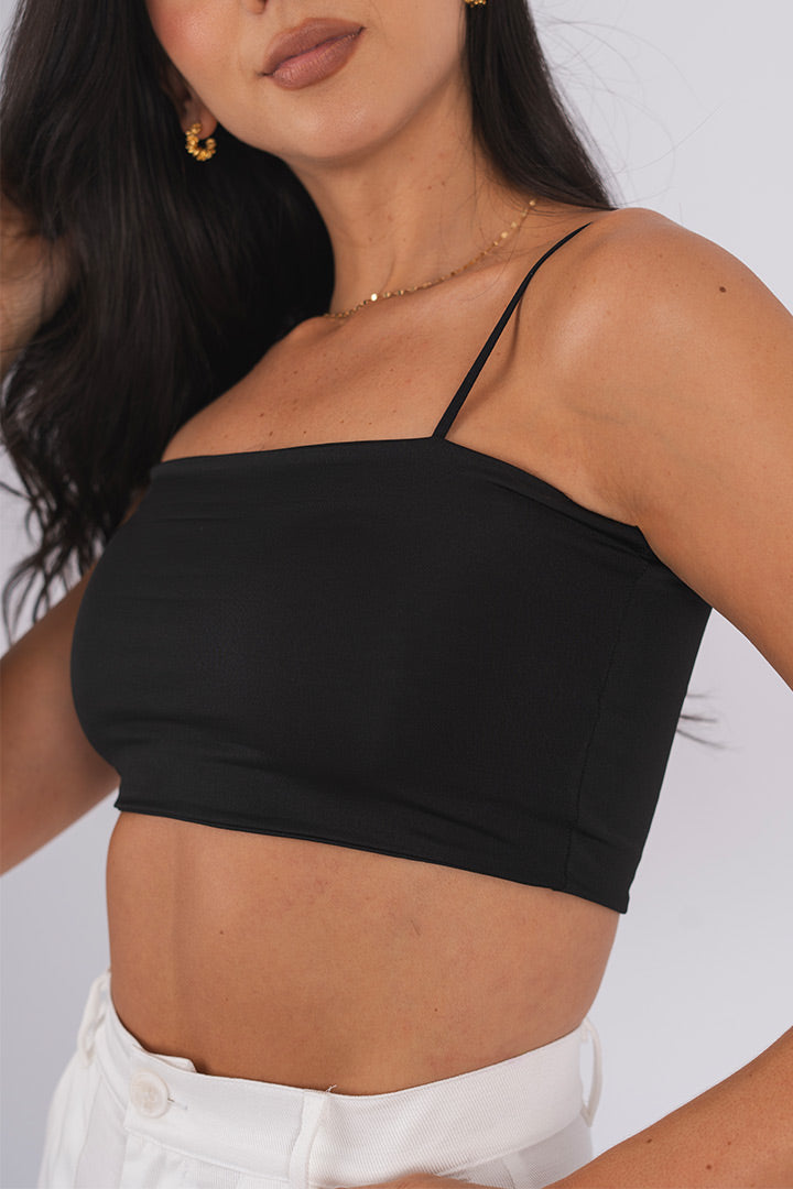 CROP TOP ESENCIAL DE TIRAS