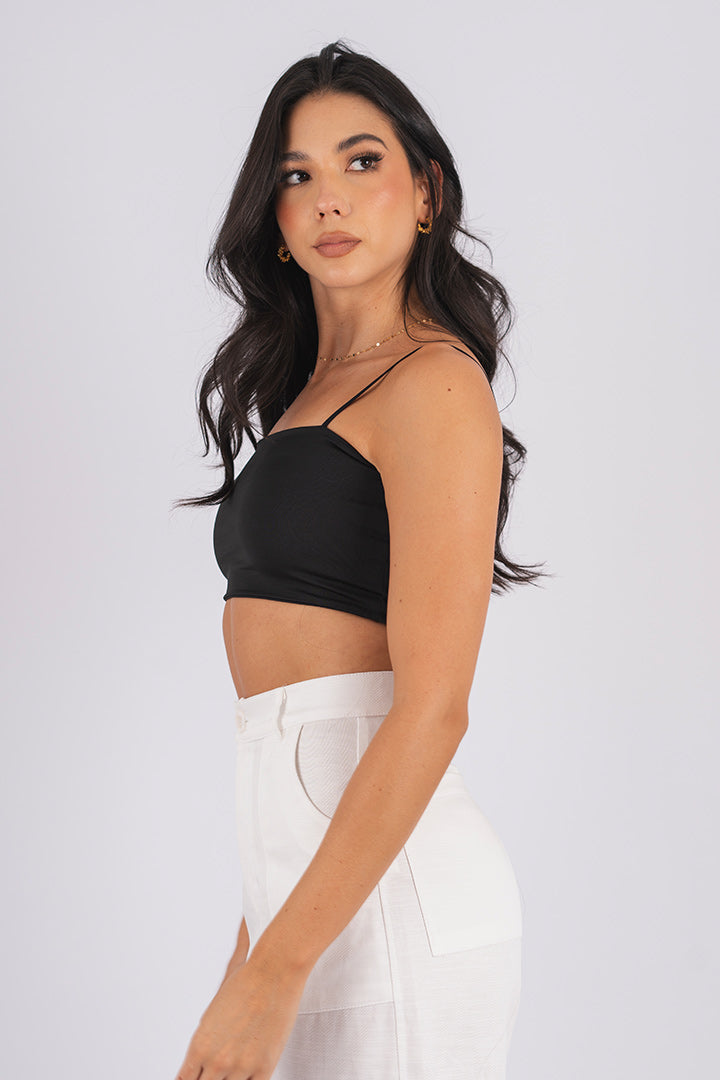 CROP TOP ESENCIAL DE TIRAS