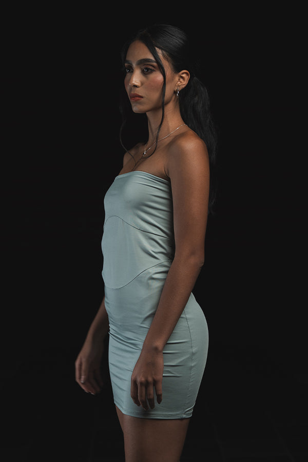 VESTIDO STRAPLESS MINI