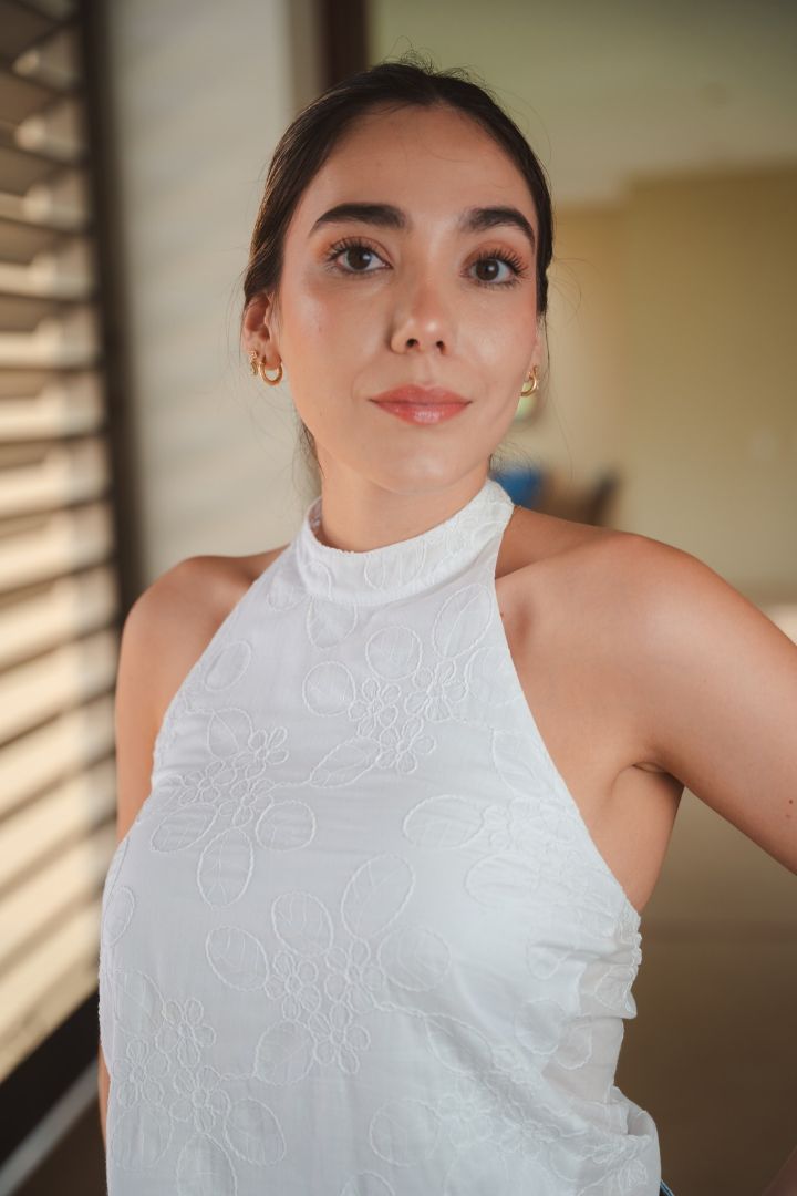TOP HALTER ENCAJE BORDADO