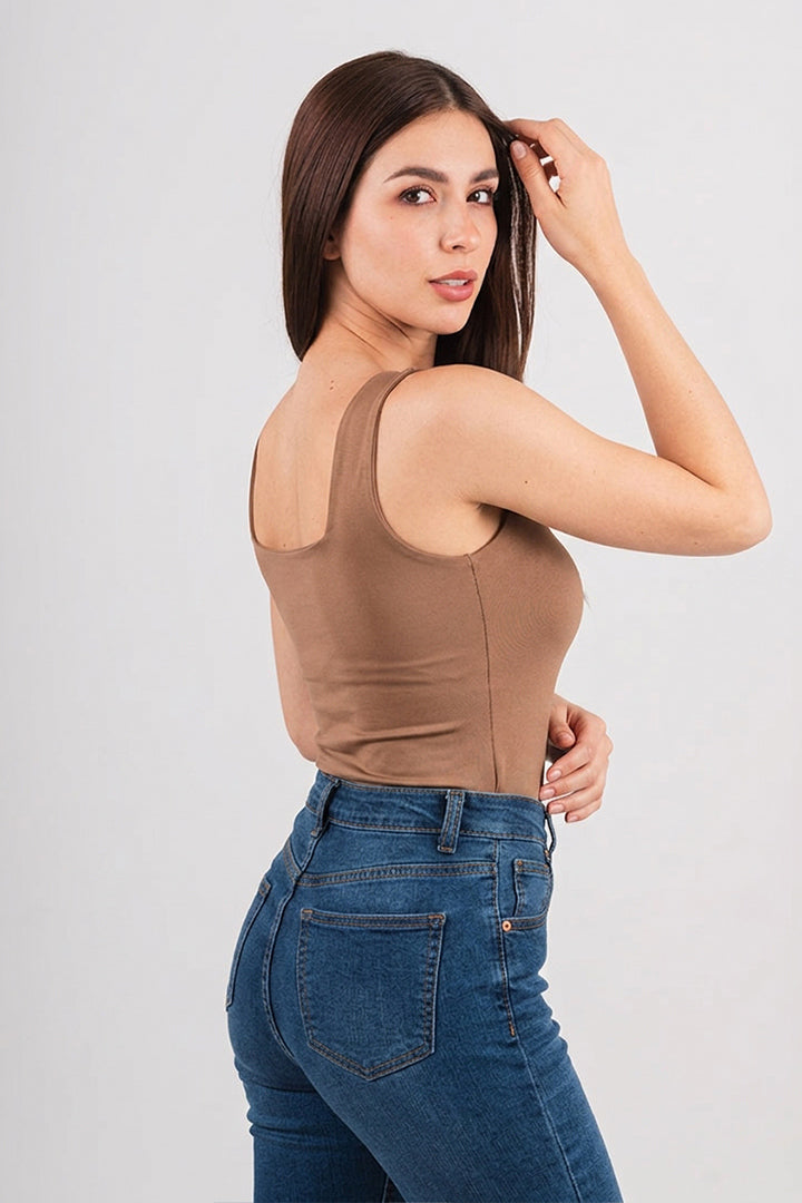 BLUSA ESCOTE CUADRADO EN LYCRA